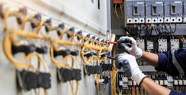 Professional Electrician technician working in Bremen, IN
